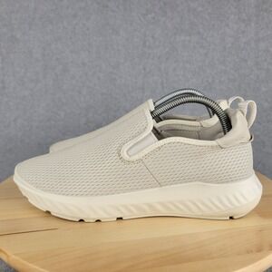ECCO Women's Ath-1FW Slip On White Sneakers Size 40 US‎ 9 / 9.5 Comfort Walking